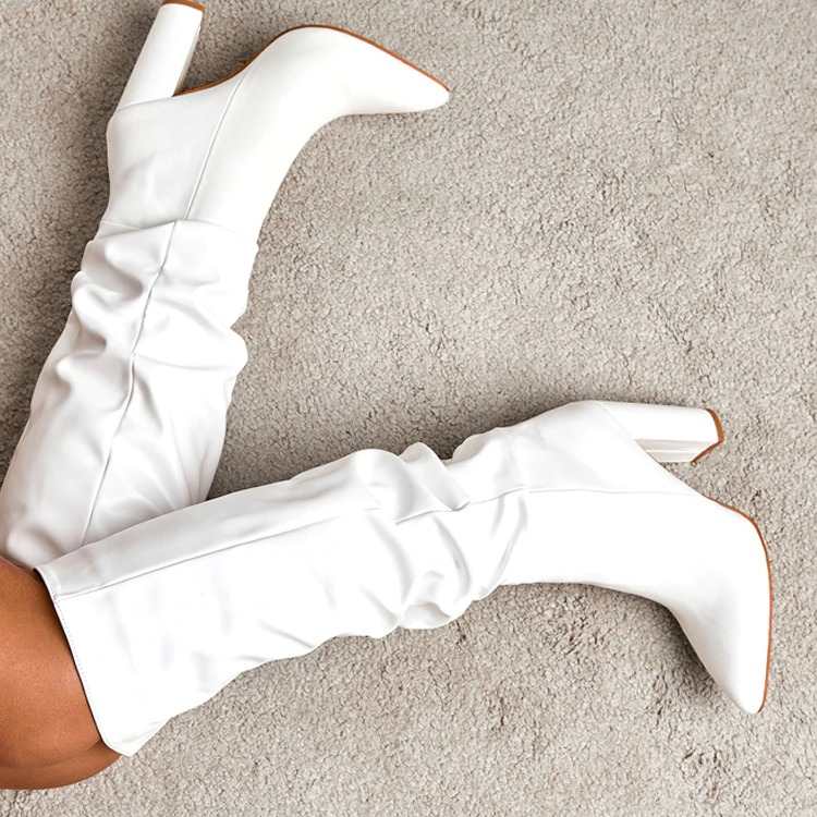 bottes blanches sexy femme hot