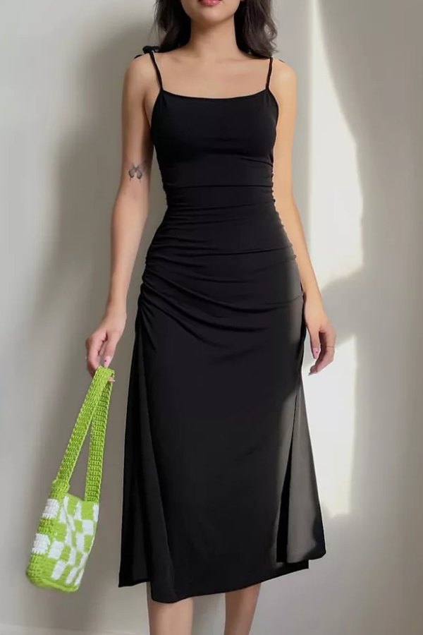 robe noir très sexy